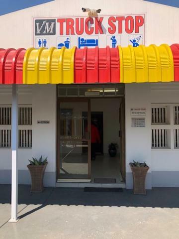 Vm Truck Stop - Shell Hotel Estcourt Exterior photo
