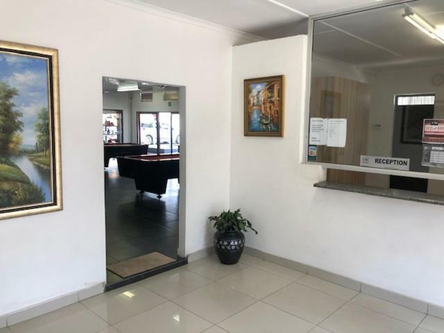 Vm Truck Stop - Shell Hotel Estcourt Exterior photo